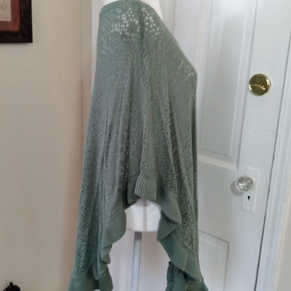 ROAMAN'S Women's Crochet Look Knit Poncho (Size S / 12w) Sage Green Color - Picture 4 of 6